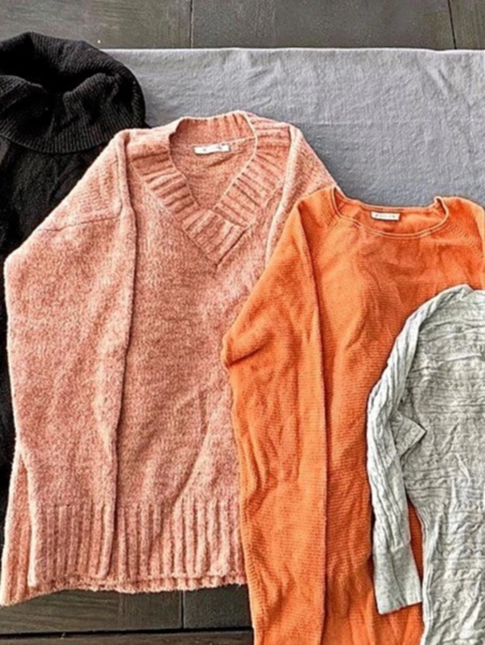 Women's Sweater Bundle Size Large
